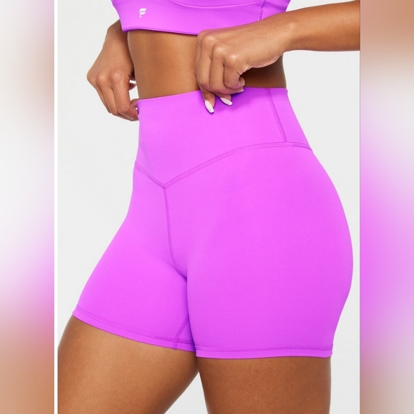 Fabletics - Picture 2 of 5